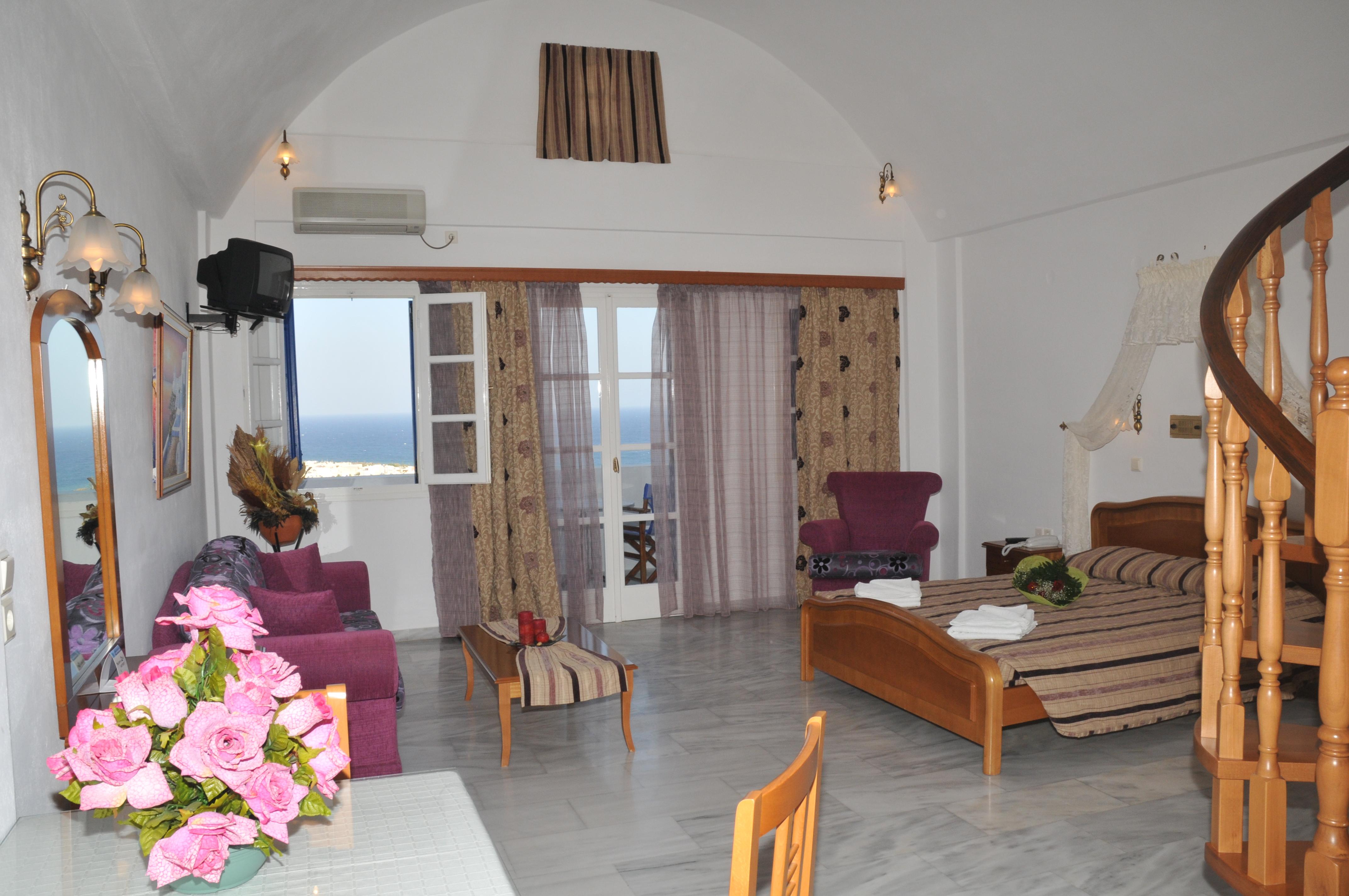 Aegean View Aparthotel Kamári